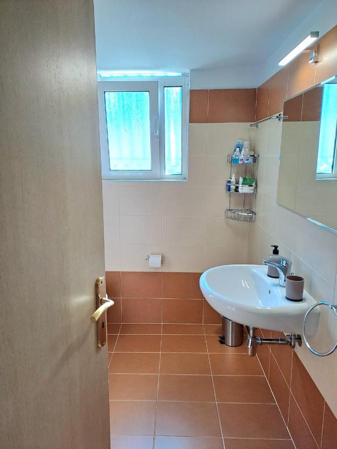 Dimitris Place Near Athens Airport 코로피온 외부 사진