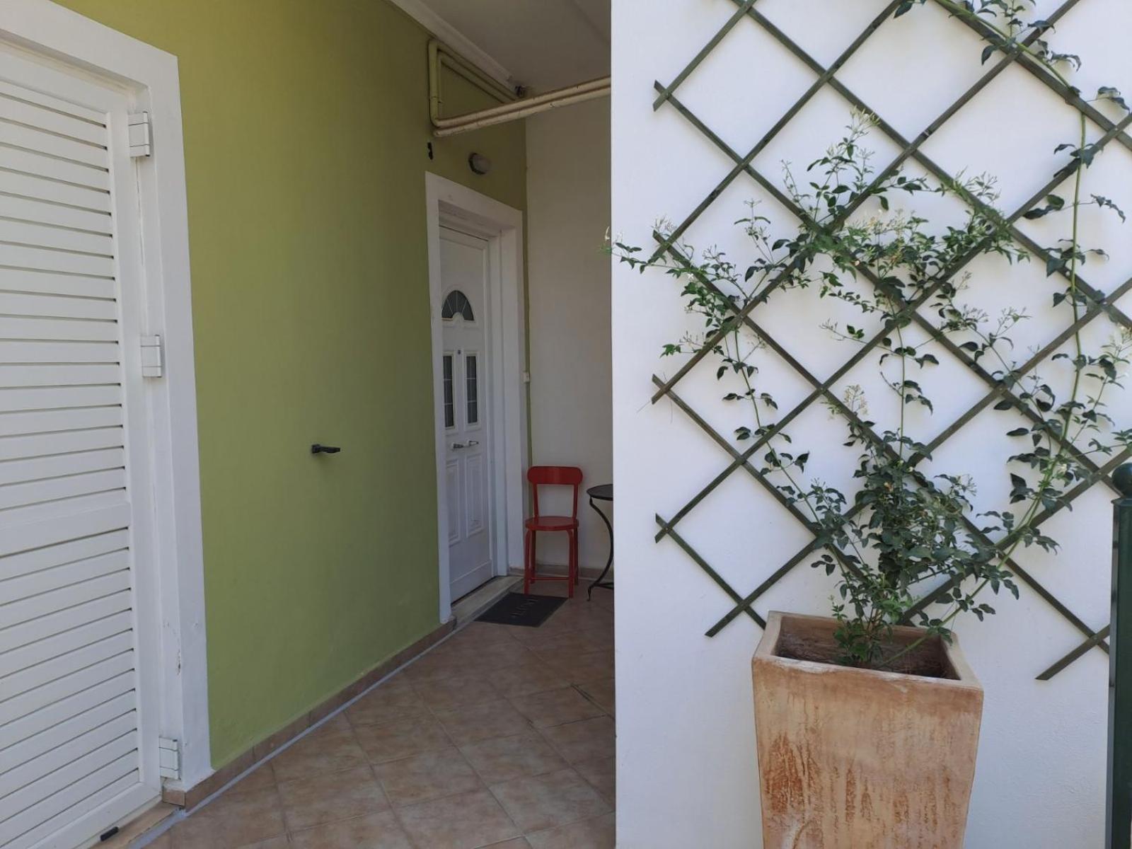 Dimitris Place Near Athens Airport 코로피온 외부 사진